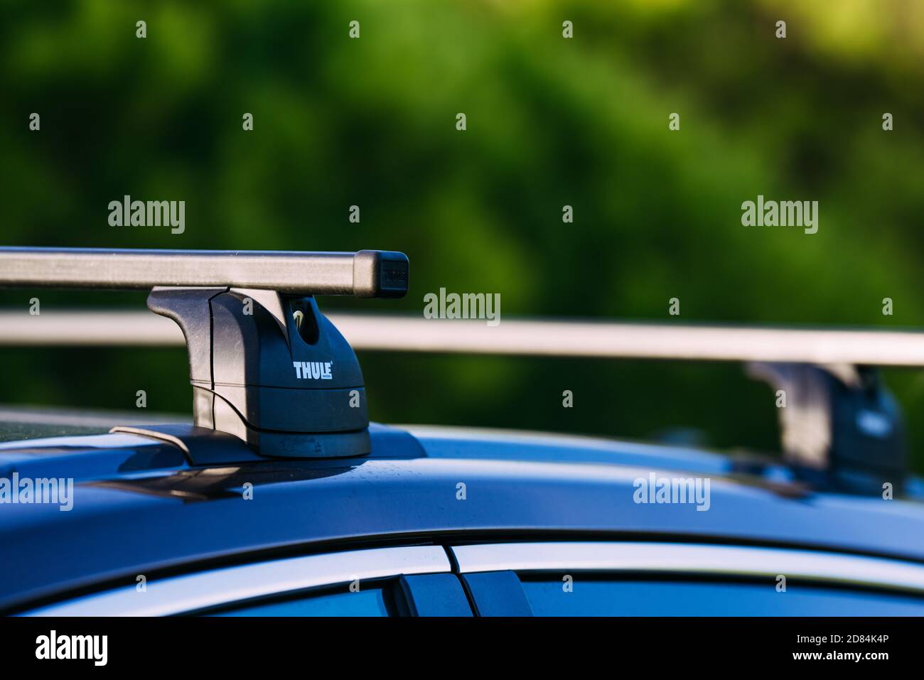 Thule abschließbarer Dachträger auf Kombi oder Kombi, 27.10.2020, Deutschland, Berlin Stockfoto