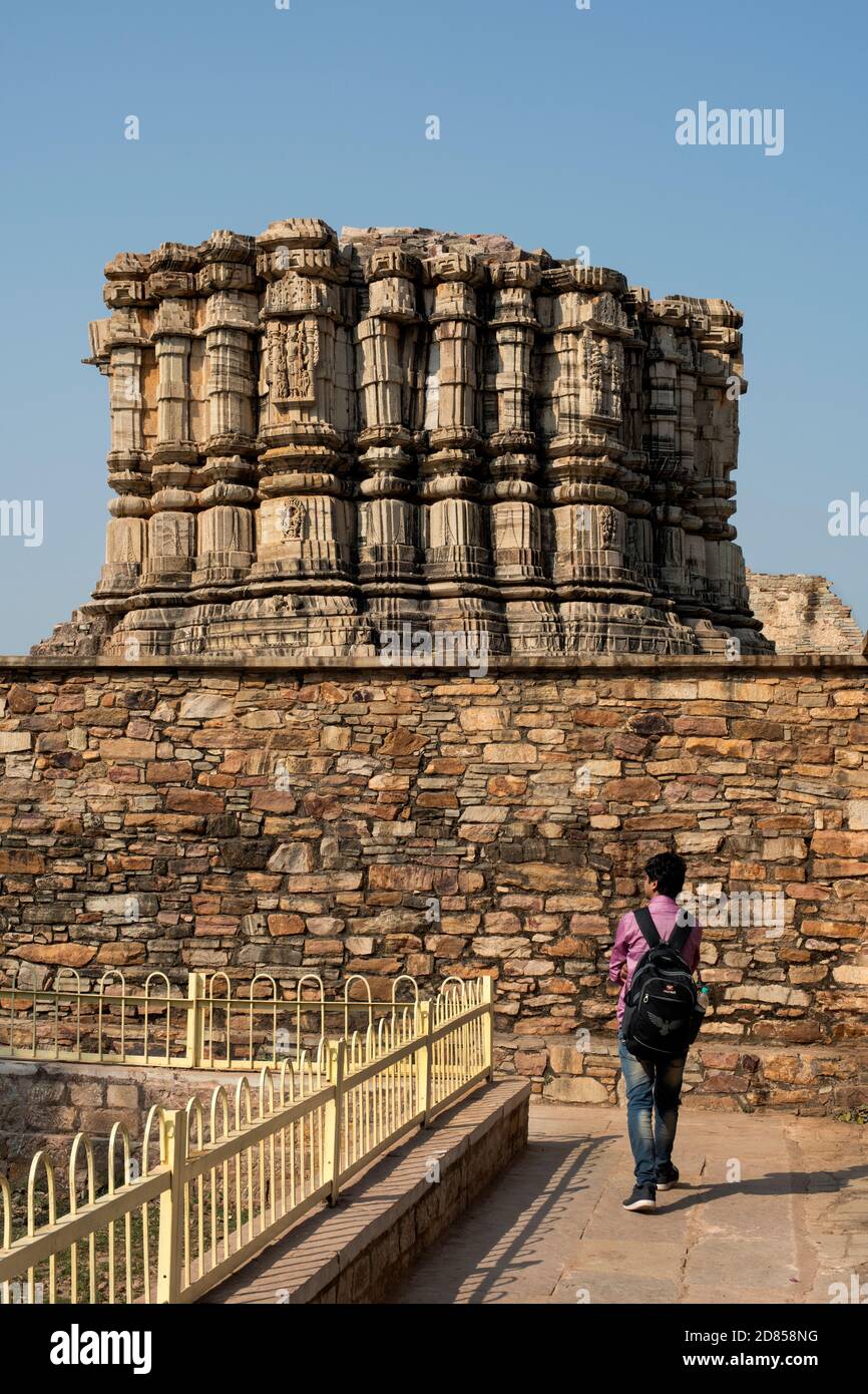Das Chittor Fort oder Chittorgarh ist das größte Fort in Indien. Es ist ein UNESCO-Weltkulturerbe, Chittorgarh, Rajasthan, Indien. Stockfoto