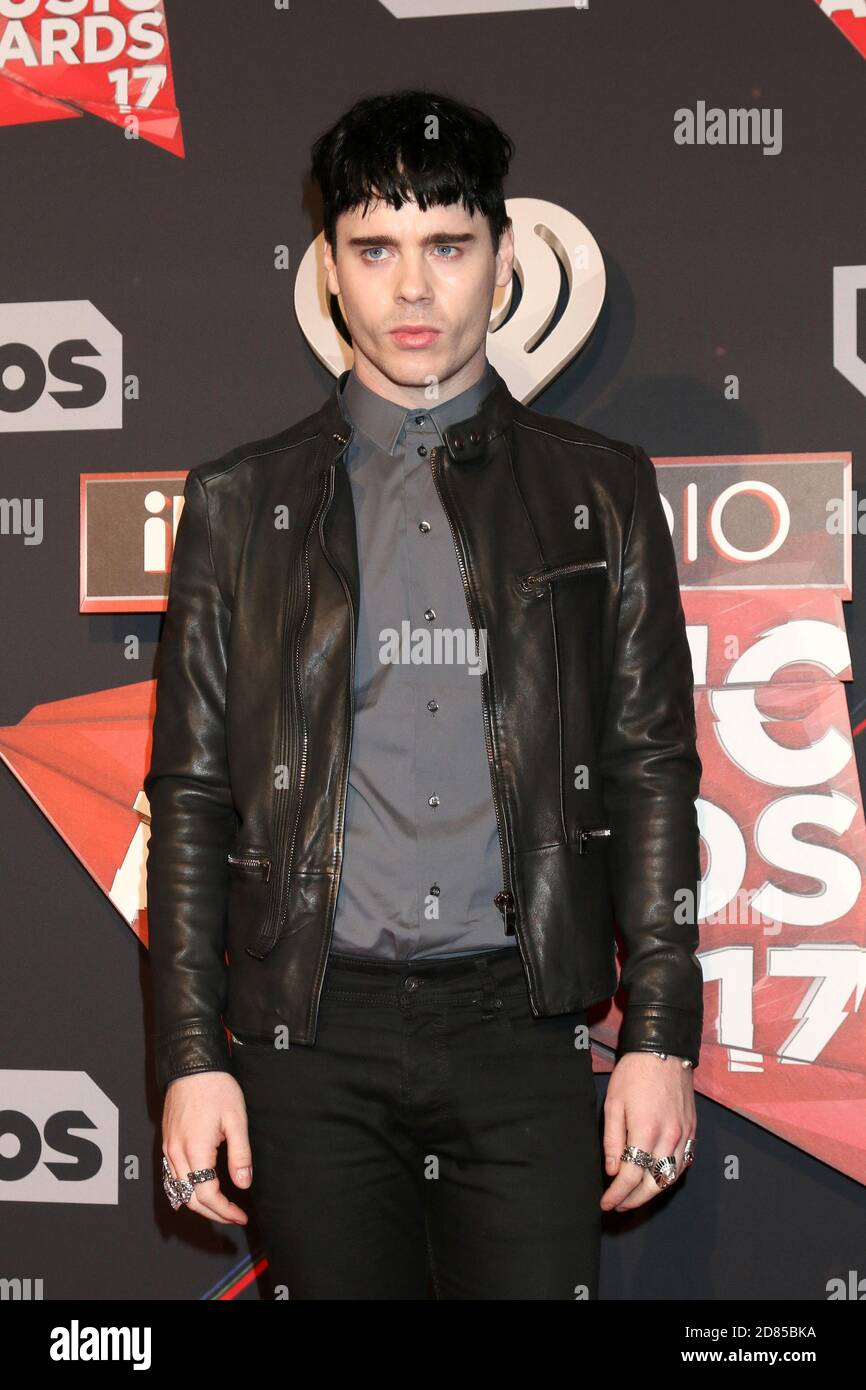 LOS ANGELES - MAR 5: Leon Else bei den iHeart Music Awards 2017 im Forum am 5. März 2017 in Los Angeles, CA Stockfoto