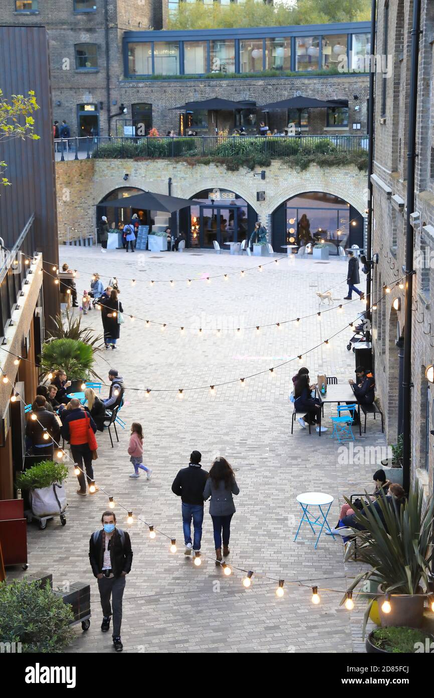 Stable Street bei CDY, Kings Cross im Herbst, im Norden Londons, Großbritannien Stockfoto