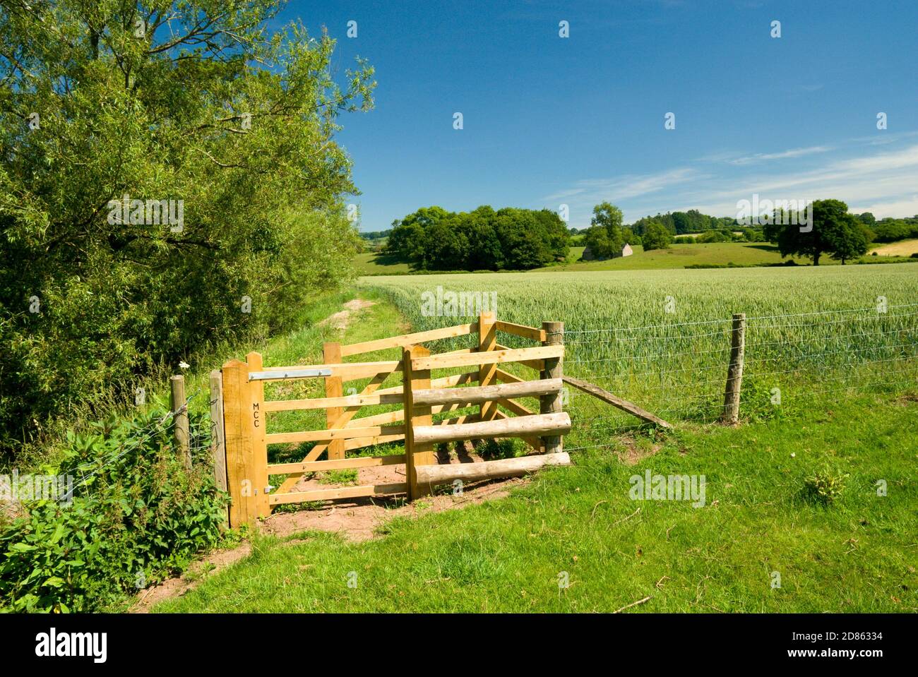 Tor auf Usk Tal Spaziergang neben dem Fluss Usk die Bryn in der Nähe Abergavenny, Monmouthshire, South Wales. Stockfoto