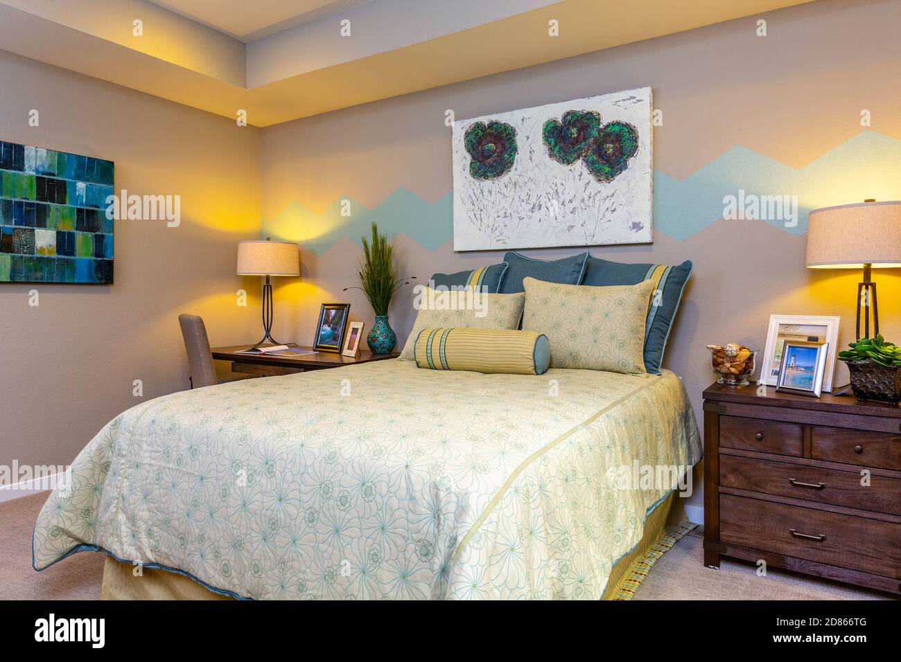 Schlafzimmer, Dorfhäuser Modell zu Hause, Arvada, Colorado USA Stockfoto