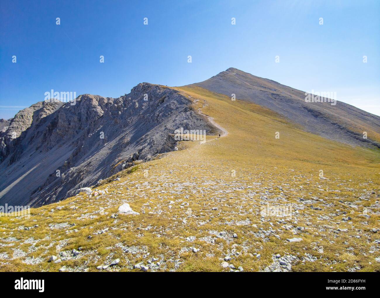 Monte Velino (Abruzzen, Italien) - die schöne Landschaft Gipfel des Monte Velino, einer der höchsten Gipfel des Apennin mit seinen 2487 Metern. Stockfoto