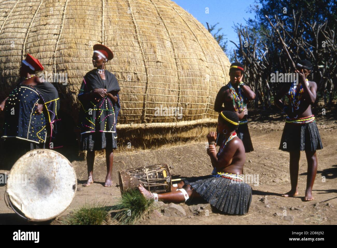 Zulu Girls Stockfotos und -bilder Kaufen - Alamy