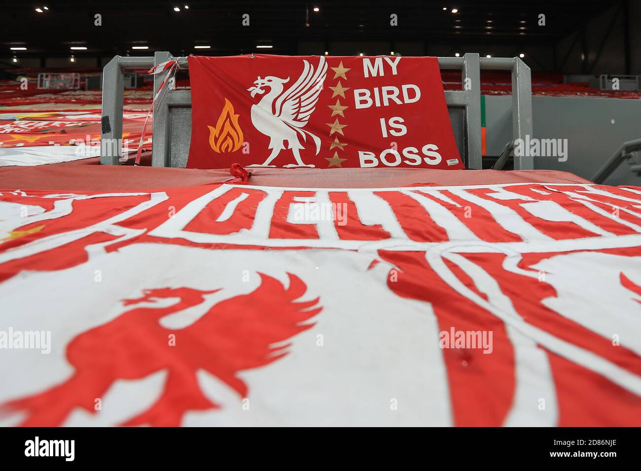 Liverpool Flag Saying My Bird My Boss Credit: News Images /Alamy Live News Stockfoto