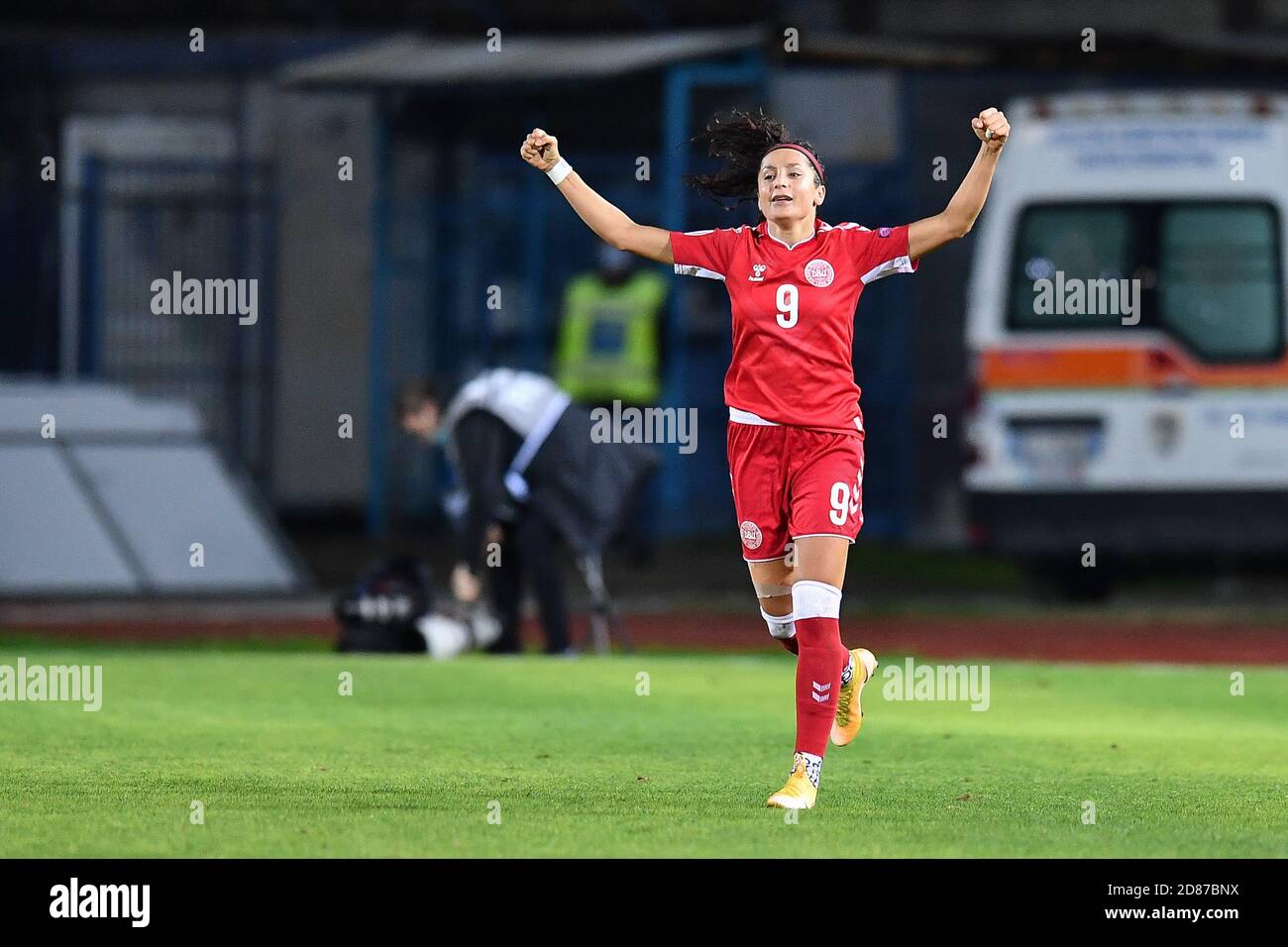 Carlo Castellani Stadium, empoli, Italien, 27 Oct 2020, Nadia Nadim (Dänemark) feiert nach einem Tor bei der EM 2022 Qualifikation - Italien Frauen gegen Dänemark, Italienische Fußballmannschaft - Credit: LM/Lisa Guglielmi/Alamy Live News Stockfoto