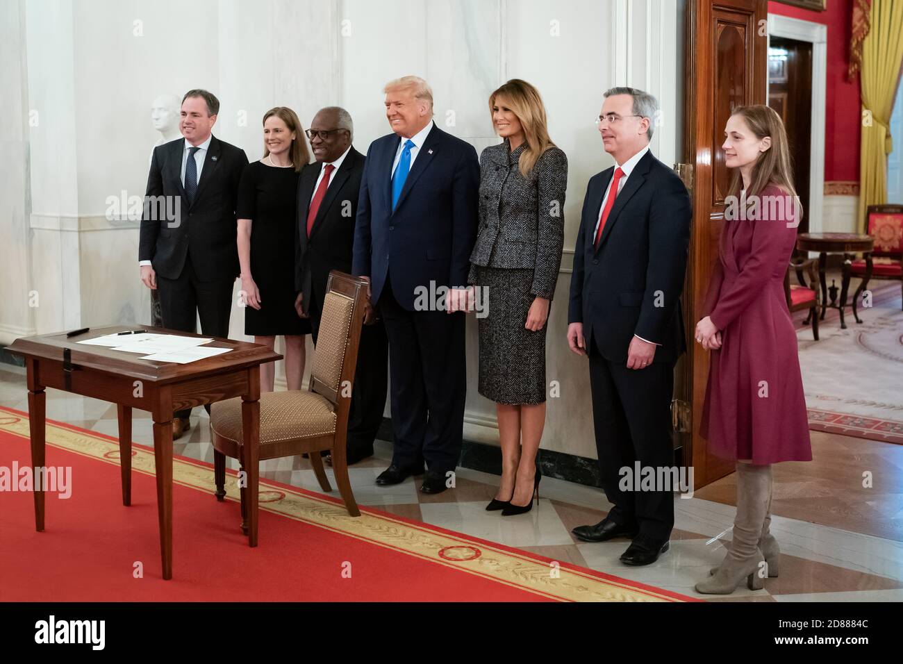 Die Vereidigung der ehrenwerten Amy Coney Barrett AS Associate Justice des Obersten Gerichtshofs der USA Stockfoto