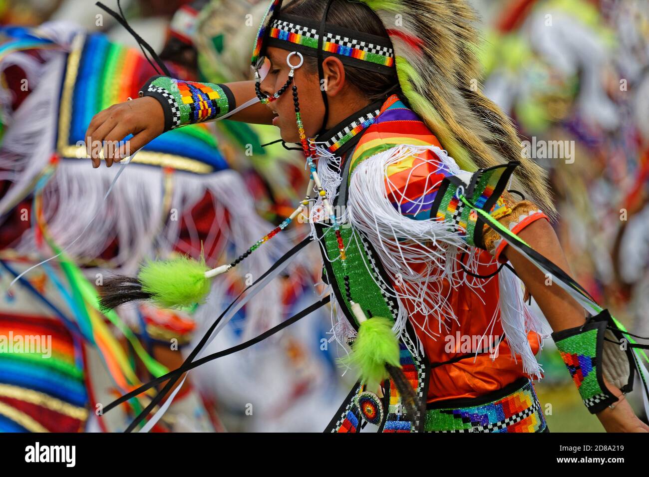 BISMARK, NORTH DAKOTA, 9. September 2018 : Junge Tänzerin der 49. Jährlichen United Tribes Pow Wow, eine große Outdoor-Veranstaltung, die mehr als 900 d sammelt Stockfoto