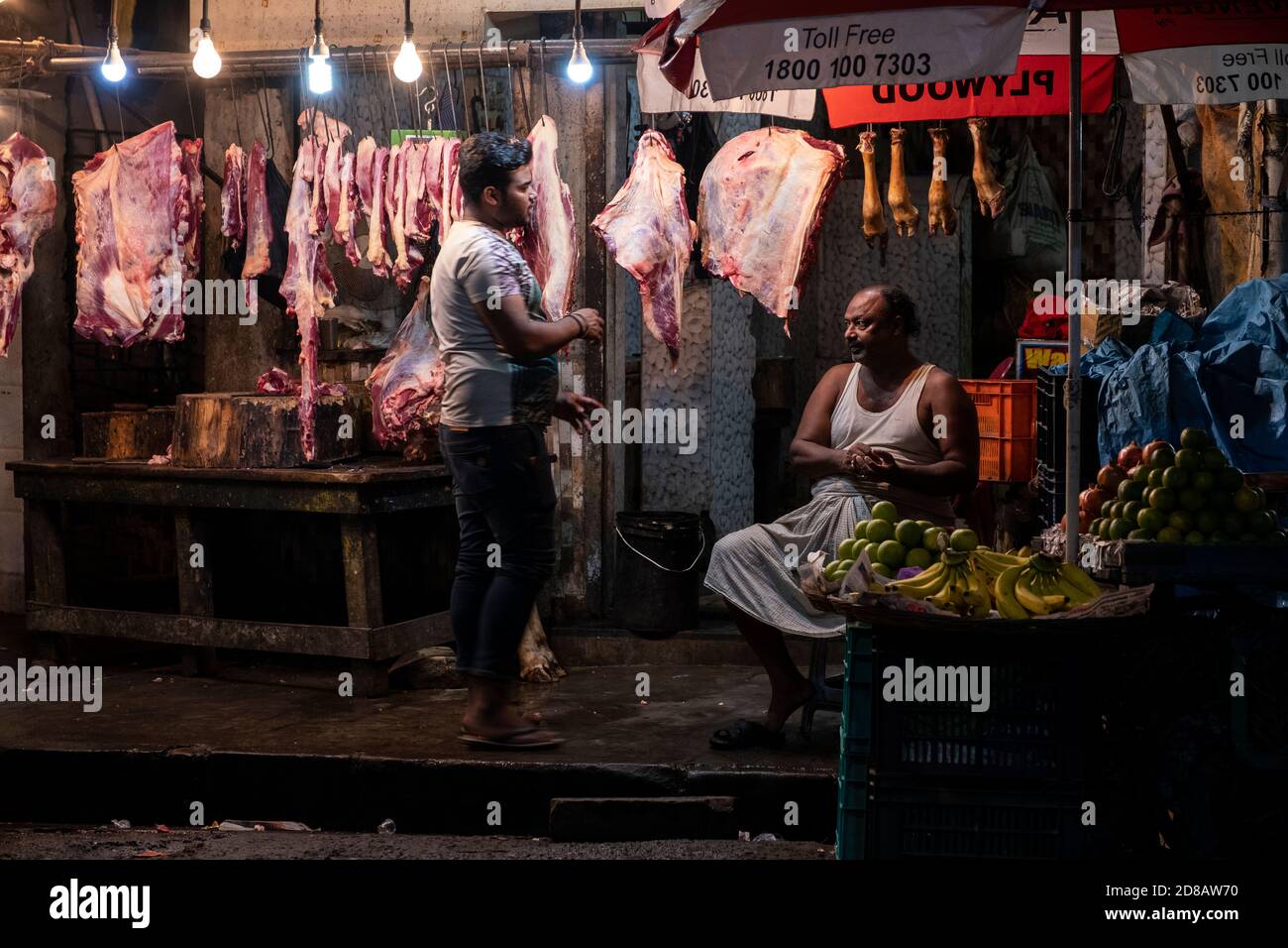 Fleischmarkt im Freien in Kalkutta, Indien Stockfoto