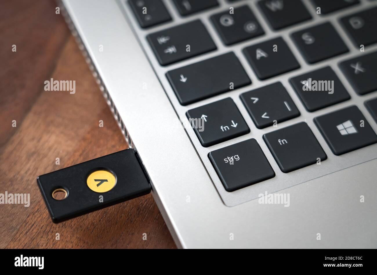 Yubikey Hardware-Authentifizierungsgerät Stockfoto