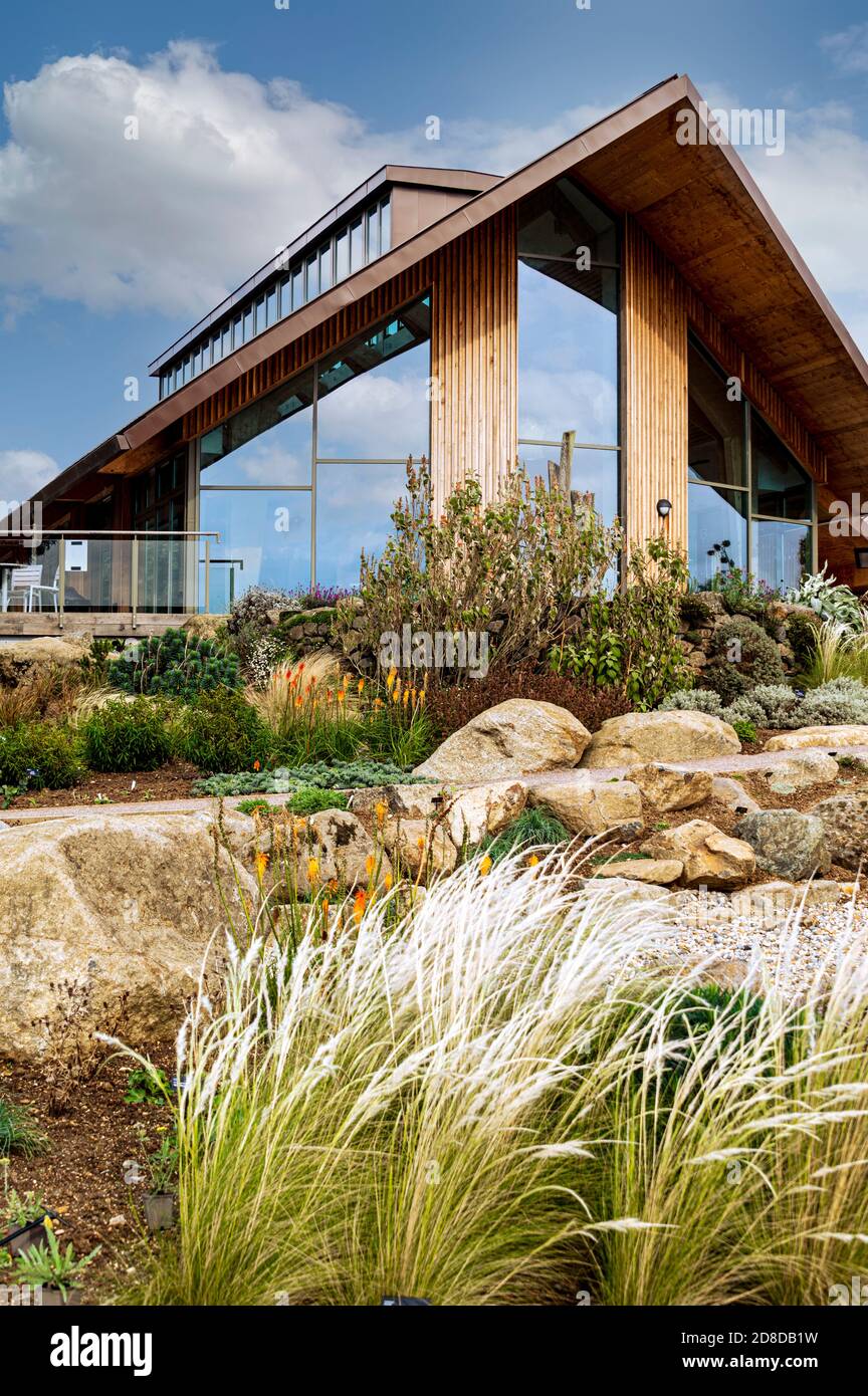 Hilltop Lodge RHS Hyde Hall. Herbst Trockengarten Royal Horticultural Society, Essex. Stockfoto