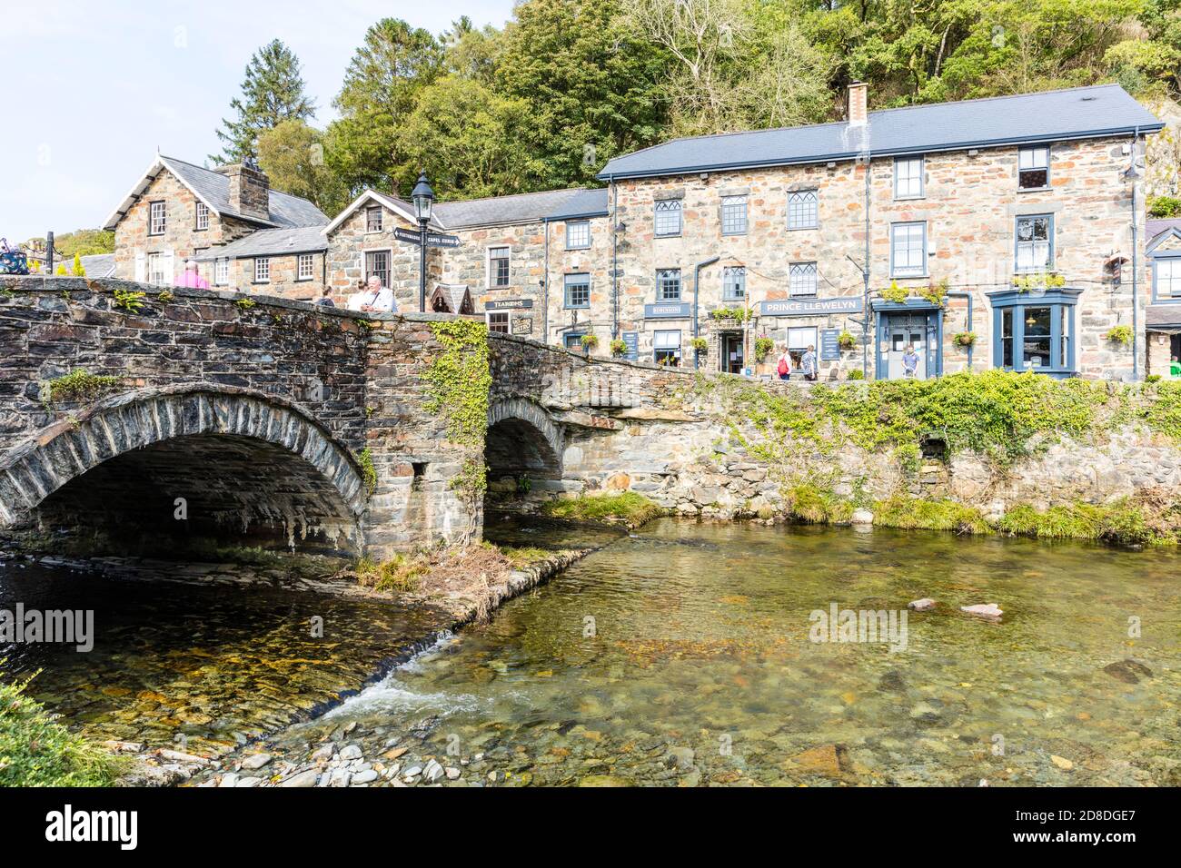 Beddgelert, Wales, UK, Beddgelert Snowdonia, Bedgelert, Wales, UK liegt in einem Tal am Zusammenfluss von Glaslyn und Colwyn Stockfoto