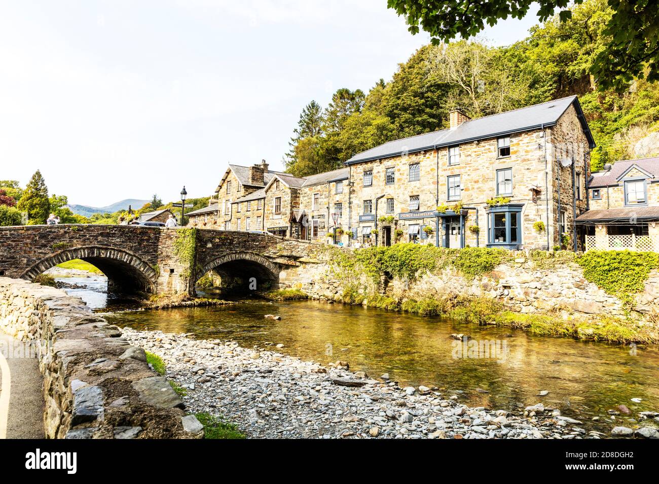 Beddgelert, Wales, UK, Beddgelert Snowdonia, Bedgelert, Wales, UK liegt in einem Tal am Zusammenfluss von Glaslyn und Colwyn Stockfoto