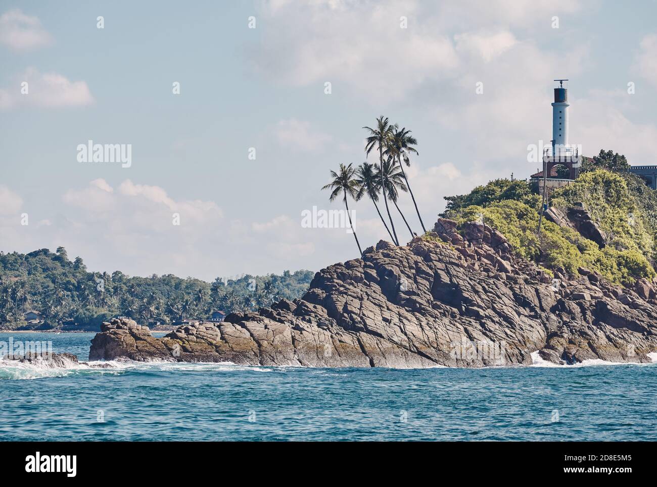 Farbiges Bild einer Küste von Mirissa, Sri Lanka. Stockfoto