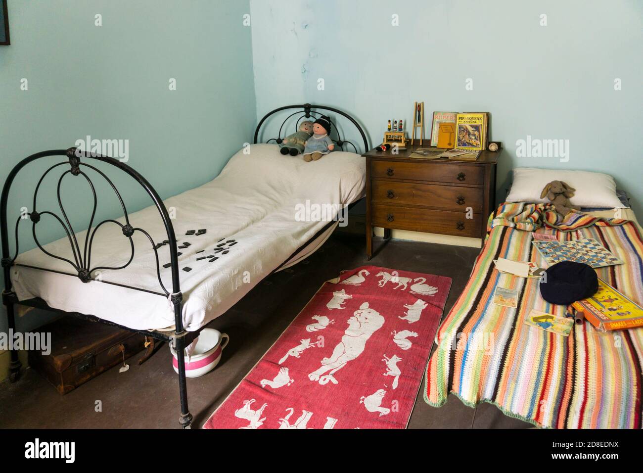 Das Innere des Piermaster's House Museums in Liverpool. Zimmer rekonstruiert, wie es zur Zeit des Zweiten Weltkriegs war. Stockfoto