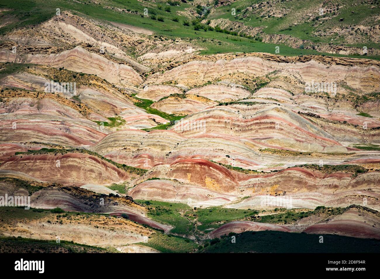 Wunderschöne, zerklüftete Landschaften vom Davit Gareja Kloster aus gesehen, Georgien, Kaukasus, Europa. Stockfoto