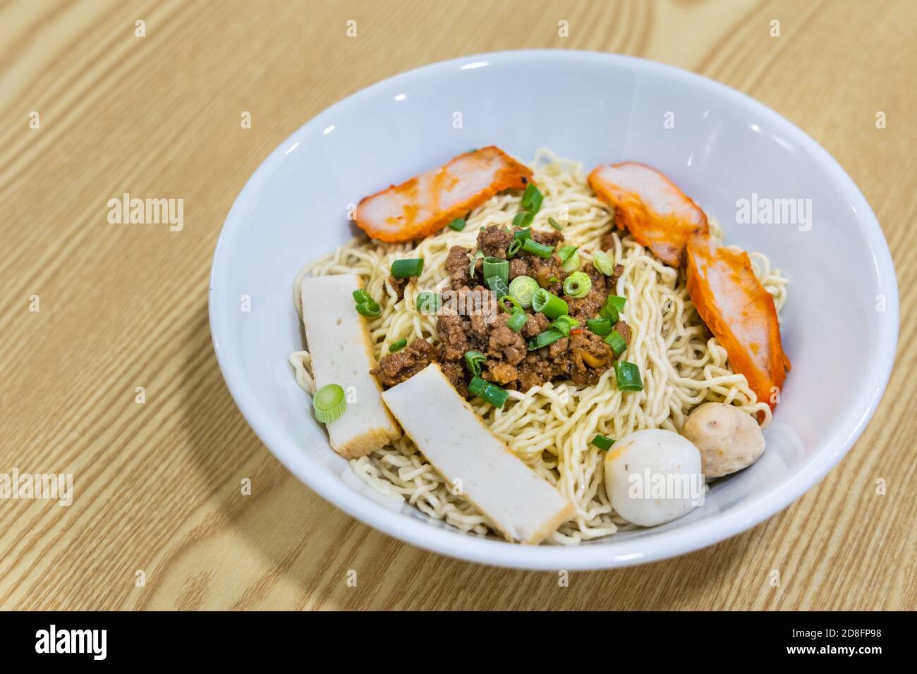 Kolo mee oder trockene Nudel. Beliebte Küche in Sarawak, Malaysia Stockfoto
