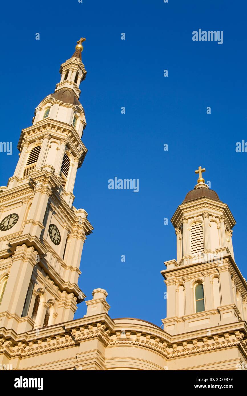 Kathedrale des Allerheiligsten in der Innenstadt von Sacramento, Kalifornien, USA Stockfoto
