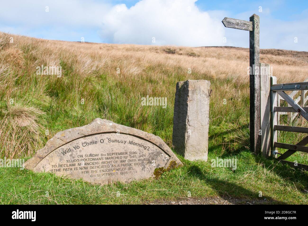 In ganz Großbritannien - Memorial to Mass Trespass am 6. September 1896 Winter Hill & Rivington Moor, Lancashire, Großbritannien Stockfoto