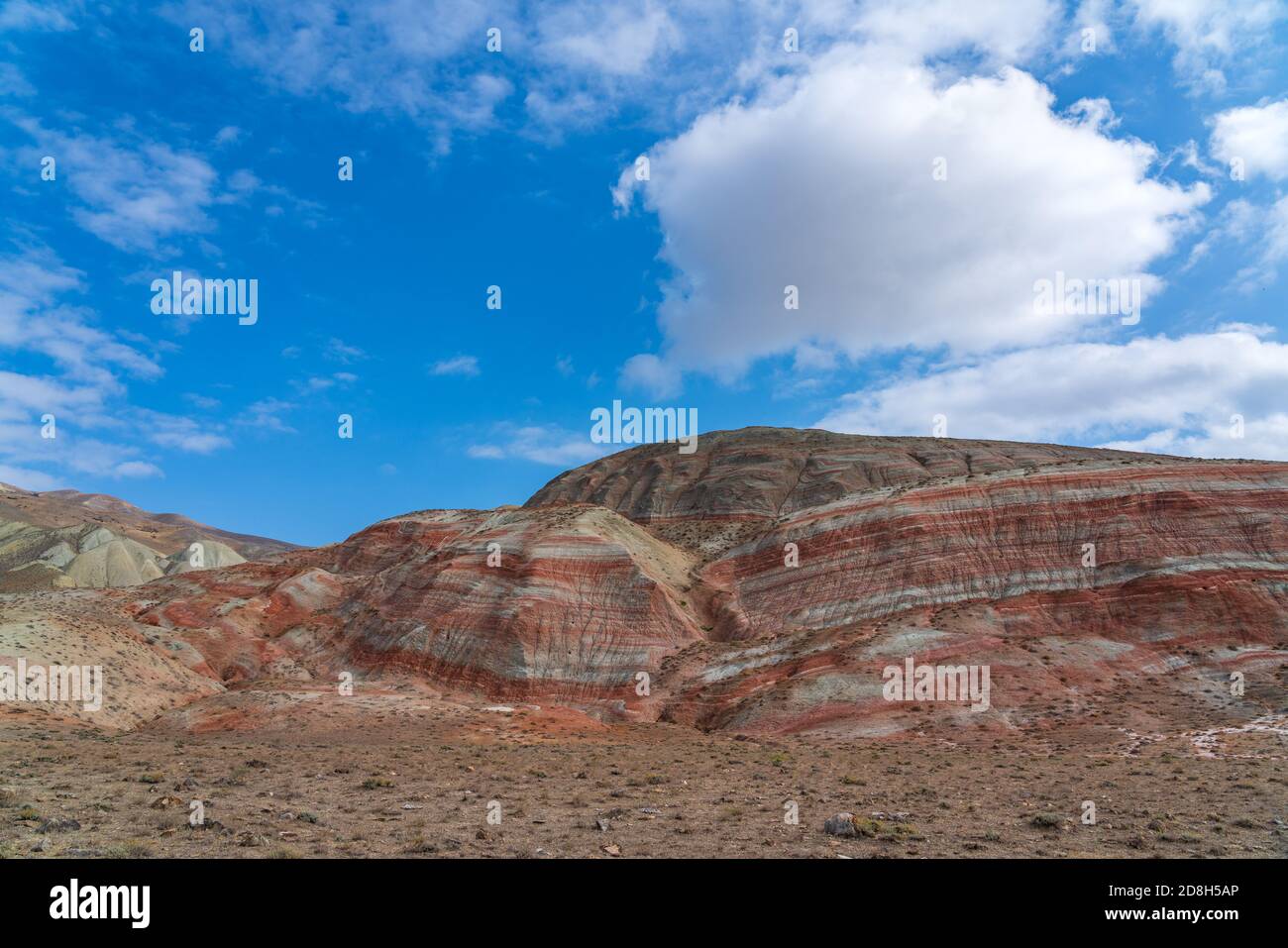 Gestreifte rote Berge Landschaft, Schönheit der Natur Stockfoto