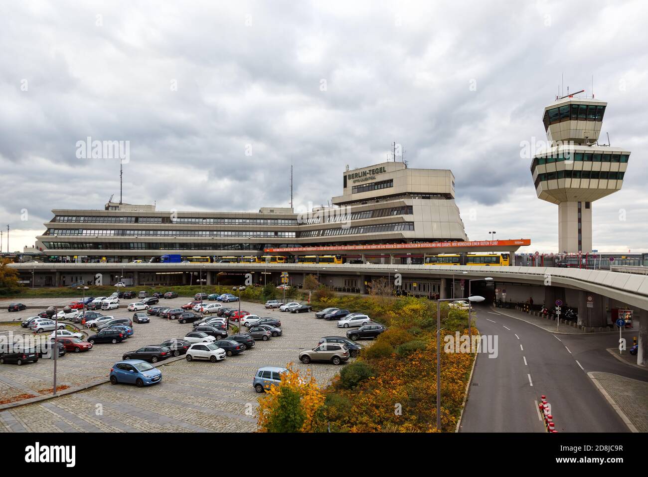 Berlin, Deutschland - 27. Oktober 2020: Flughafengebäude Berlin Tegel TXL in Deutschland. Stockfoto