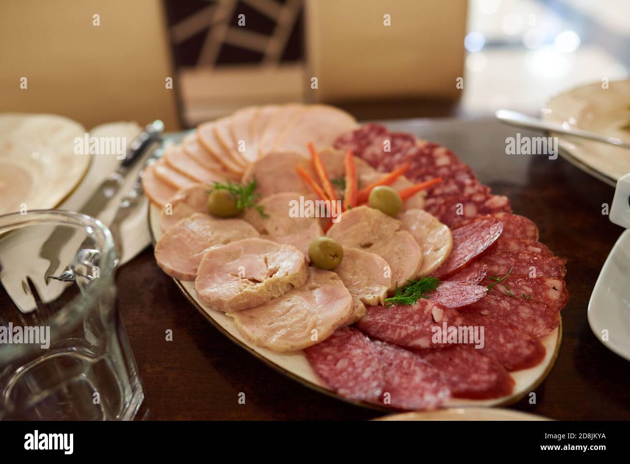 Mittags Fleisch sind vorgekocht oder geheilt, die in Scheiben geschnitten werden Und kalt oder warm serviert Stockfoto