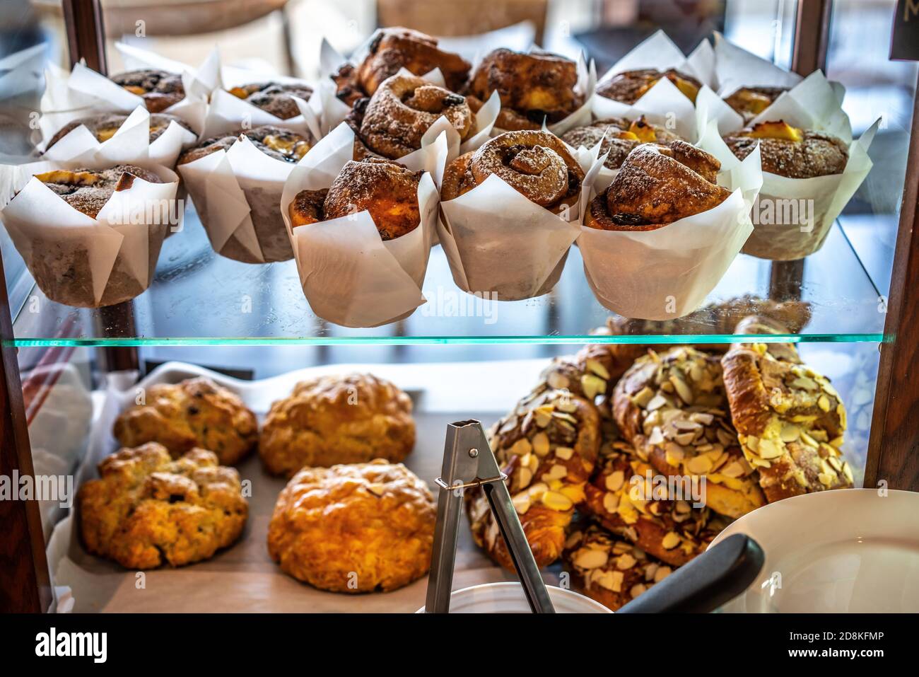 Du liebst dich so sehr wie Cafés Stockfoto