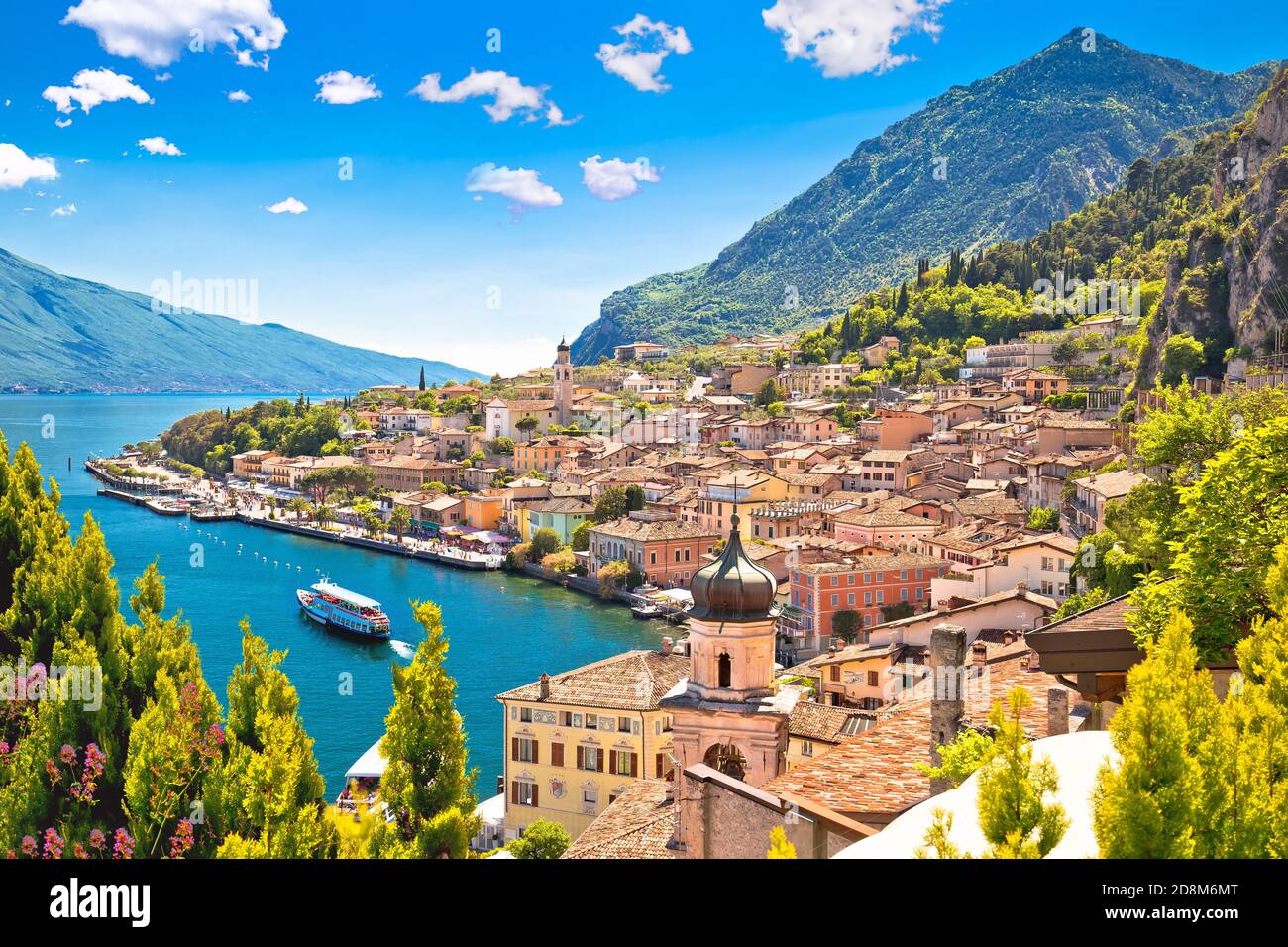 Stadt Limone sul Garda am Gardasee, Lombardei Region von Italien Stockfoto