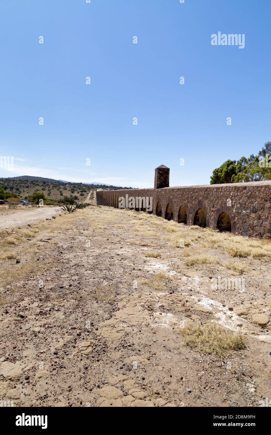 Vertikale Aufnahme des Aquädukts von Padre Tembleque, Hidalgo, Mexiko Stockfoto