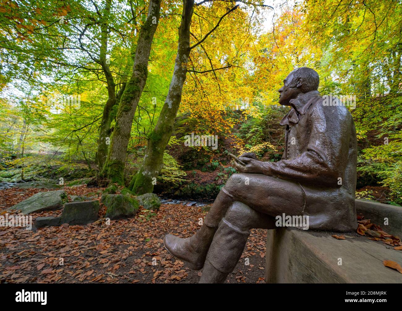 Statue von Robert Burns bei Birks of Aberfeldy Waldspaziergang, Perthshire, Schottland, Großbritannien Stockfoto