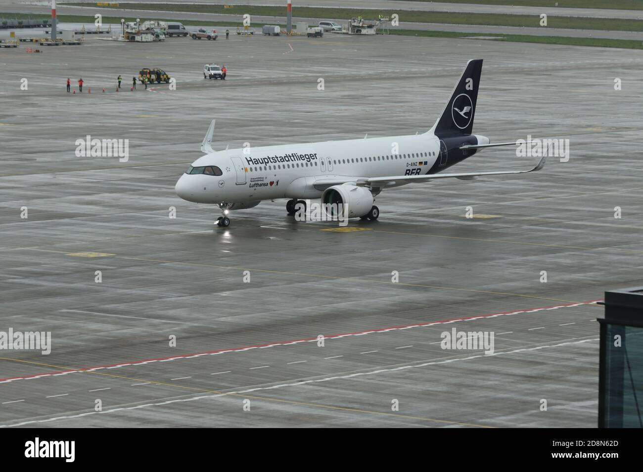 Lufthansa Flug Stockfotos Und Bilder Kaufen Alamy