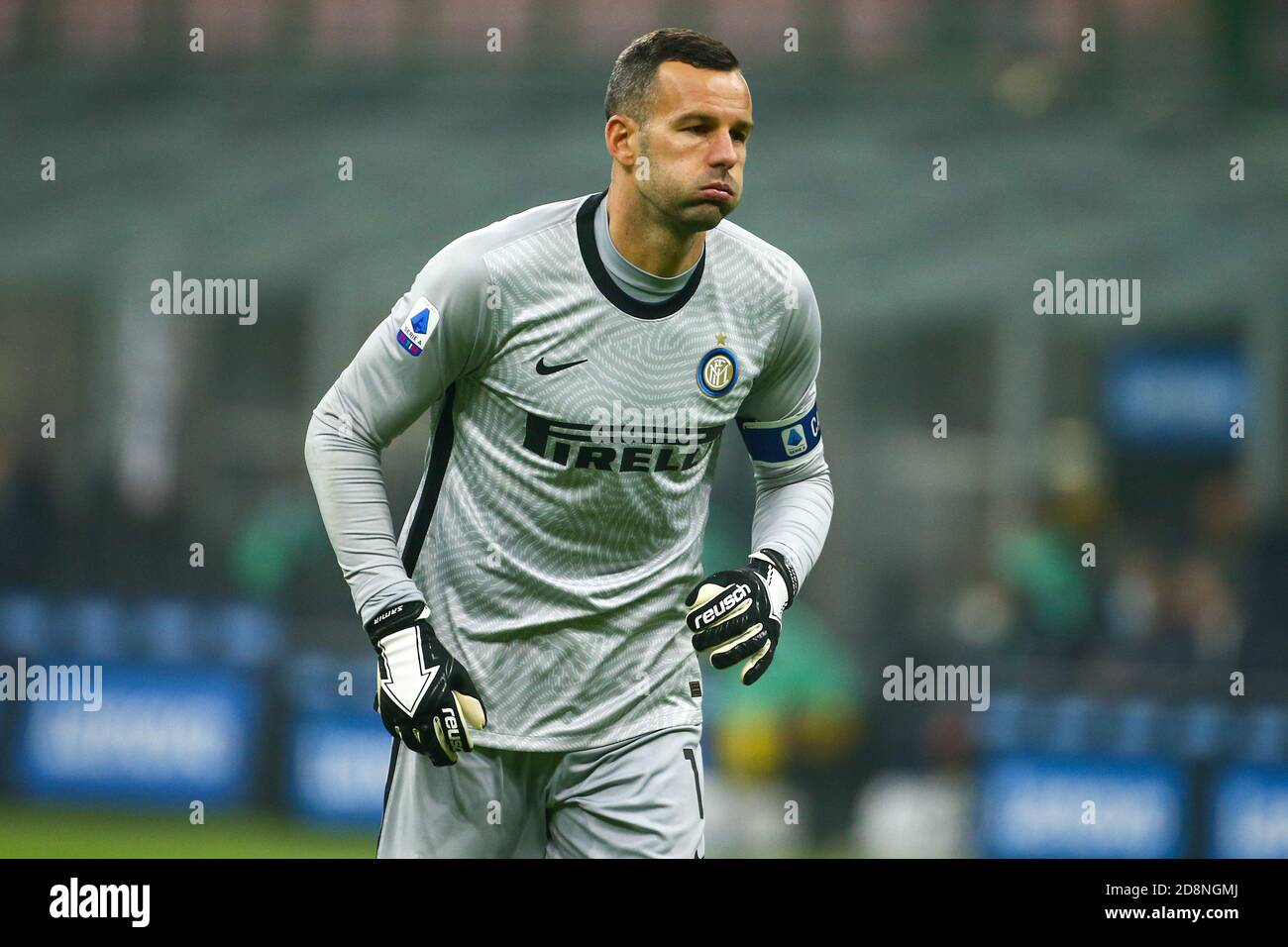 Giuseppe Meazza San Siro Stadium, mailand, Italien, 31 Oct 2020, Samir Handanovic (FC Inter) während des FC Internazionale gegen Parma Calcio 1913, Italienisches Fußballspiel Serie A - Credit: LM/Luca Rossini/Alamy Live News Stockfoto