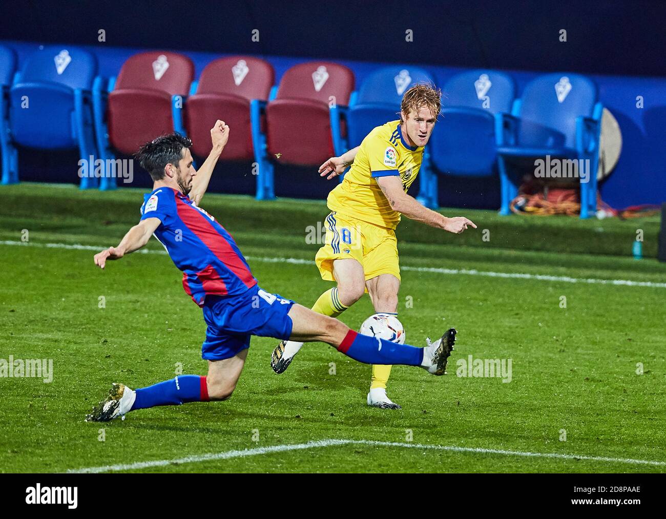 Alex Fernandez von Cadiz während des spanischen Meisterschaftsspiel La Liga zwischen SD Eibar SAD und Cadiz CF am 30. Oktober 2020 in Ipurua stadi C Stockfoto