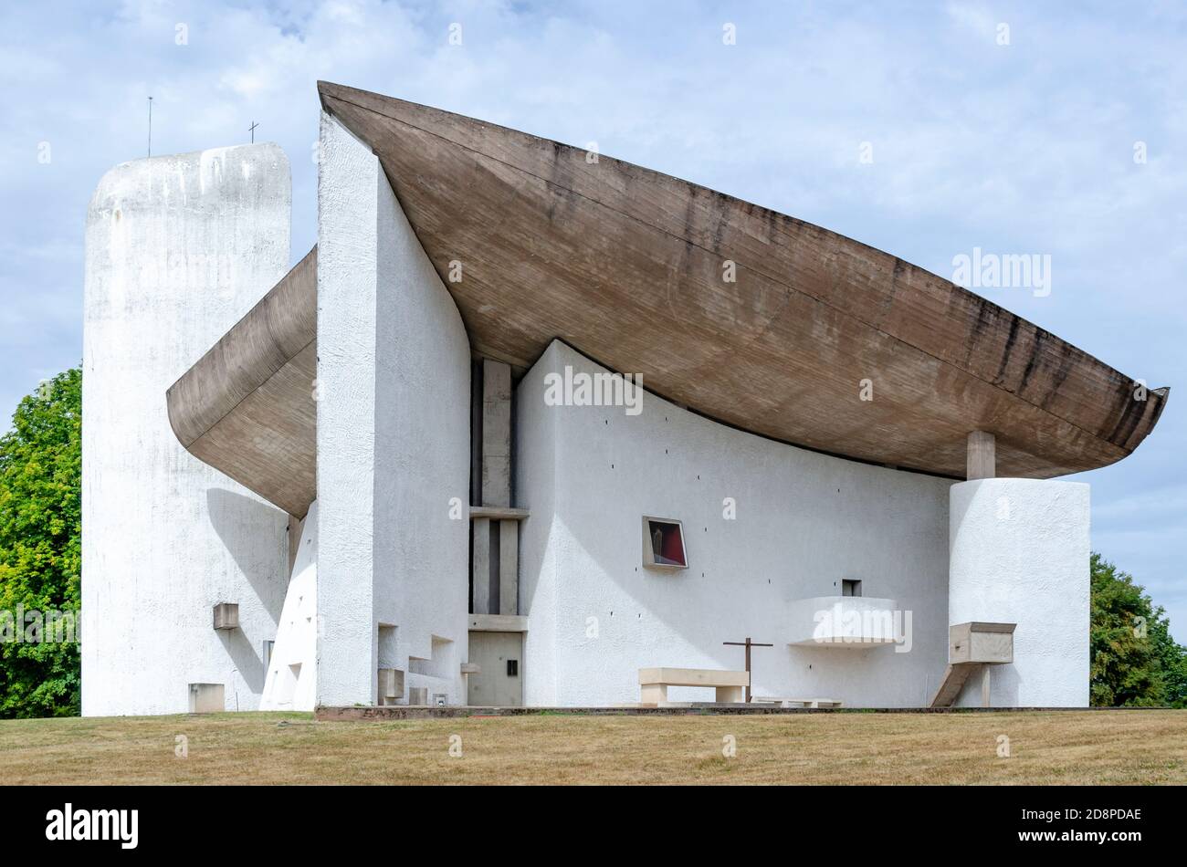 Colline Notre Dame Du Haut Von Le Corbusier Stockfotografie Alamy