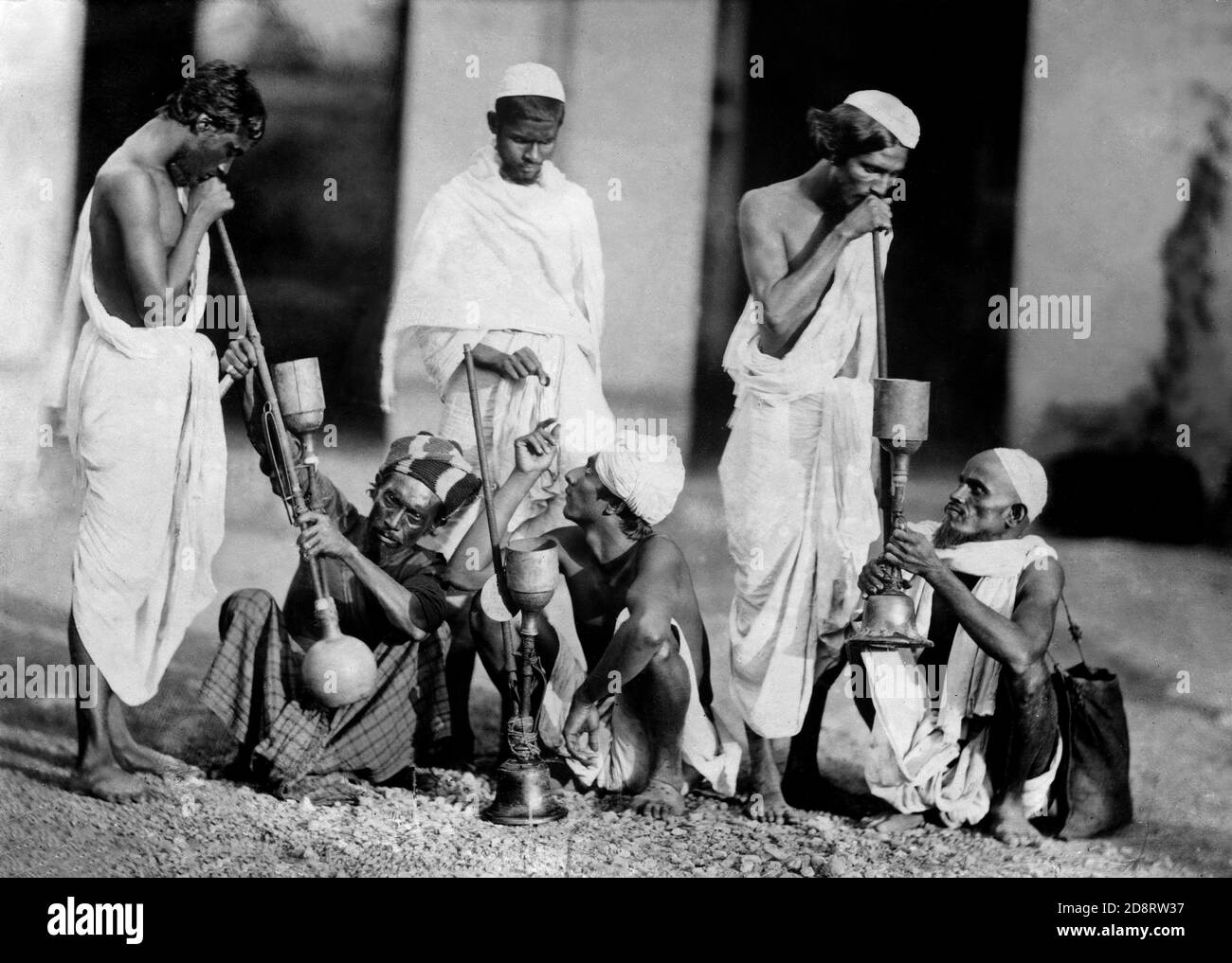 Street Smokers (Kalkutta)1920 Stockfoto