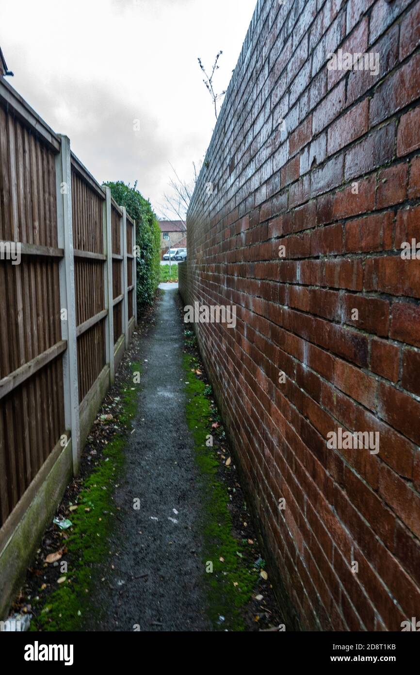 Schmaler Pfad Kurzweg Stockfoto