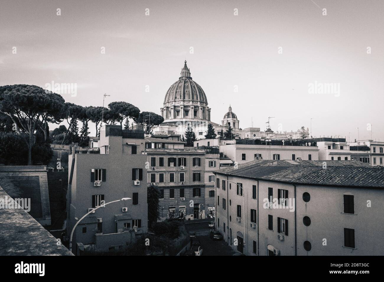 Schwarz-Weiß Ansicht der Vatikanstadt in Rom, Italien. Stockfoto