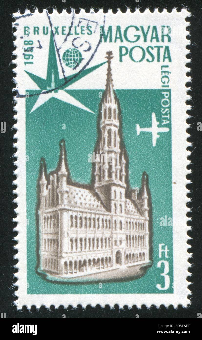 UNGARN- UM 1958: Briefmarke gedruckt von Ungarn, zeigt Rathaus, Bruxelles, um 1958 Stockfoto