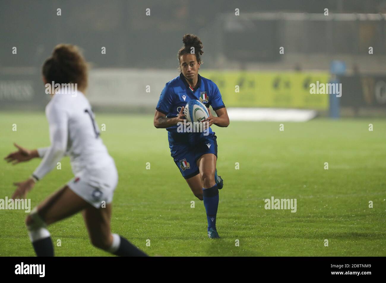 Parma, Italien. 1. Nov, 2020. parma, Italien, Sergio Lanfranchi Stadion, 01 Nov 2020, Italien Kapitän Manuela Furlan trägt den Ball während Guinness Six Nations 2020 der Frauen - Italien gegen England - Rugby Six Nations Spiel - Credit: LM/Massimiliano Carnabuci Credit: Massimiliano Carnabuci/LPS/ZUMA Wire/Alamy Live News Stockfoto