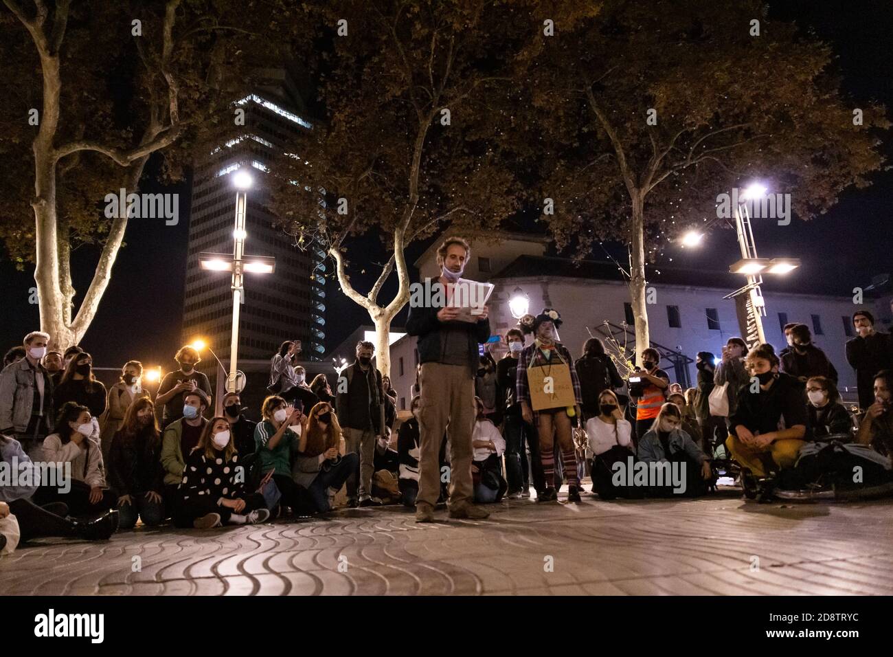 Barcelona, Spanien. 30.10.2020. Zweite Konzentration und Demonstration der Arbeiter des Kultursektors gegen die Einstellung der kulturellen Aktivitäten. Stockfoto