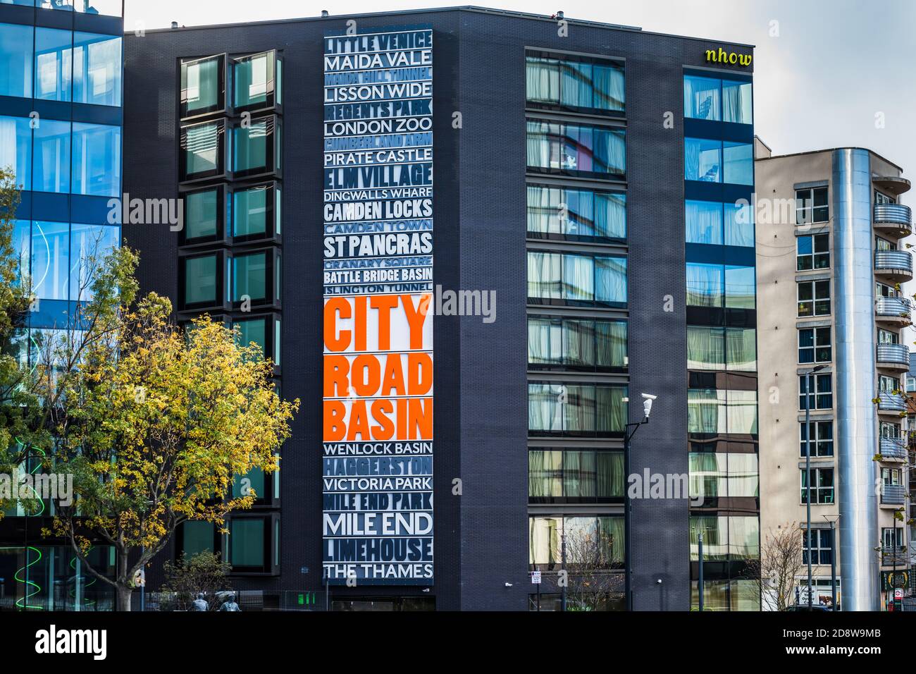 City Road Basin London - 250 City Road Nhow Hotel - 190 Zimmer nhow Hotel in der 250 City Rd Entwicklung. Architekten Foster + Partners eröffnet 2019. Stockfoto