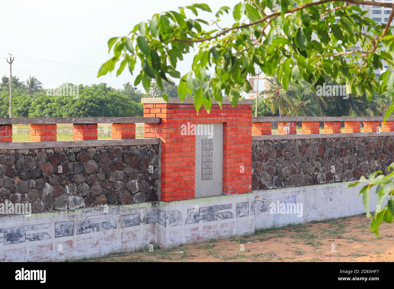Berliner Wandrahmen, trockene Steinwand und bunte Garden.india Stockfoto