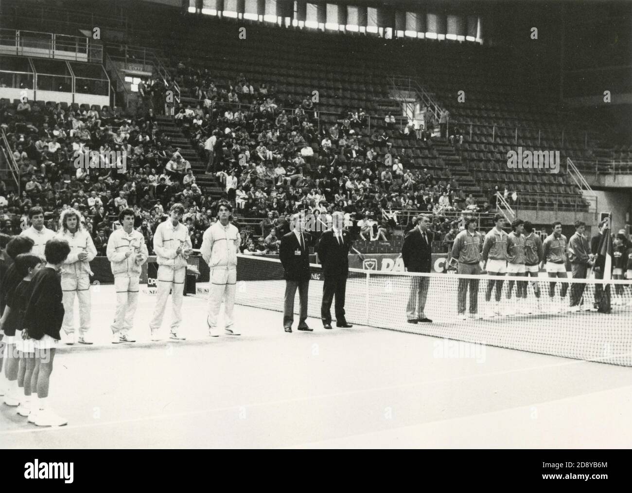Preisverleihung beim Tennis Davis Cup Spiel vor Italien-Schweden, Prato, Italien 1987 Stockfoto