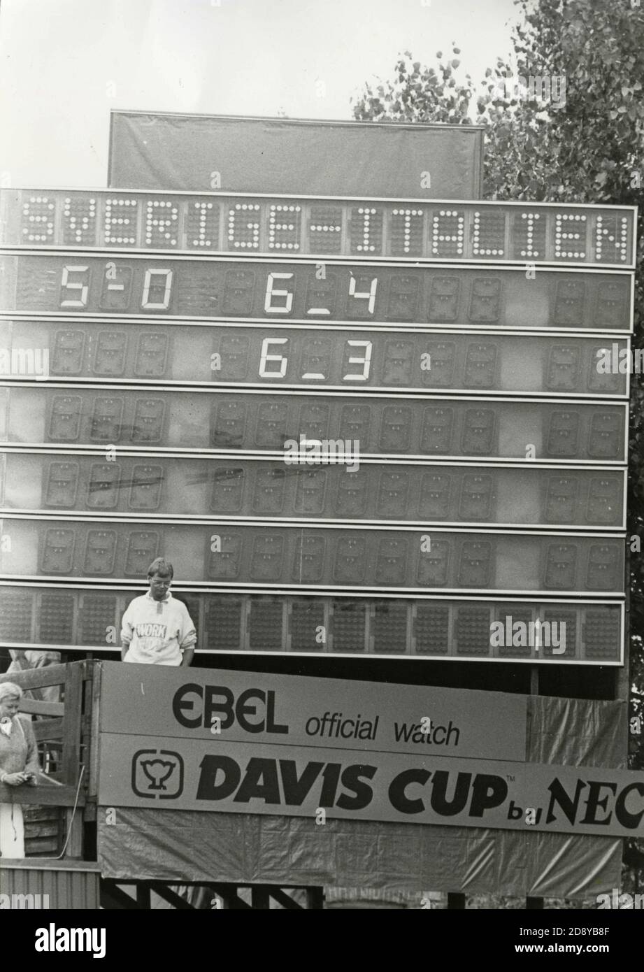 Anzeigetafel beim Davis-Cup-Spiel vor Italien-Schweden, Prato, Italien 1987 Stockfoto