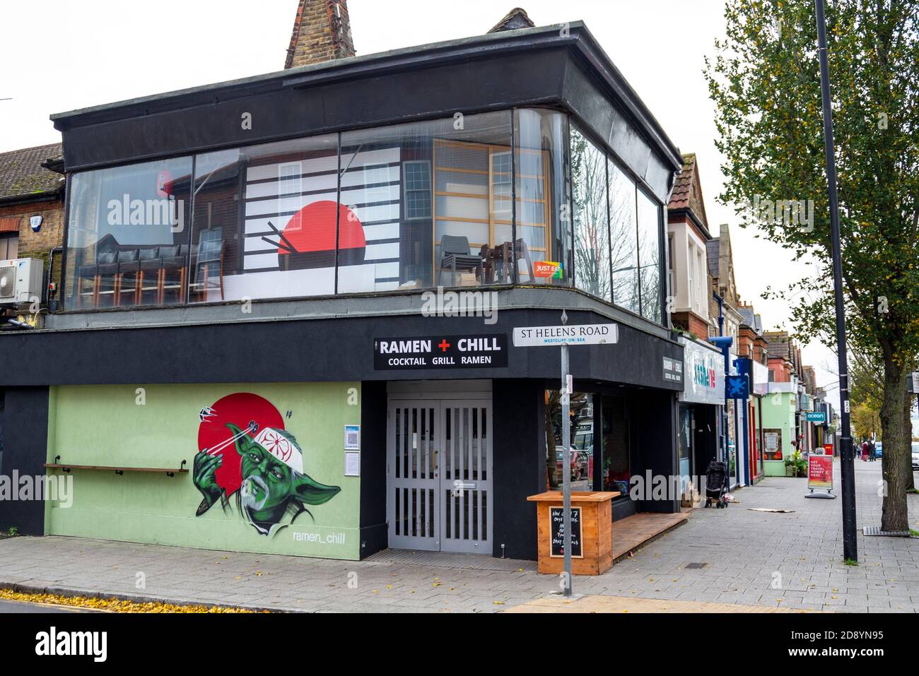 Ramen and Chill Restaurant in Hamlet Court Road, Westcliff on Sea, Essex, Großbritannien. Sie haben den Abgeordneten David Amess verboten, weil er gegen kostenlose Schulmahlzeiten gestimmt hat Stockfoto