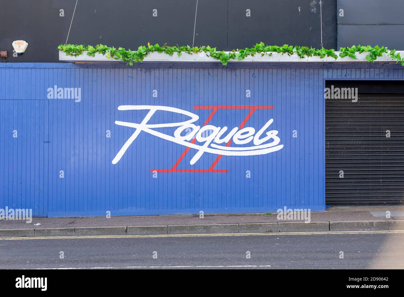 Nachbildung des Raquels Nightclub (Basildon) in Southend, Essex, für die Dreharbeiten des neuen Films Rise of the Footsoldier, The Tony Tucker Story Stockfoto