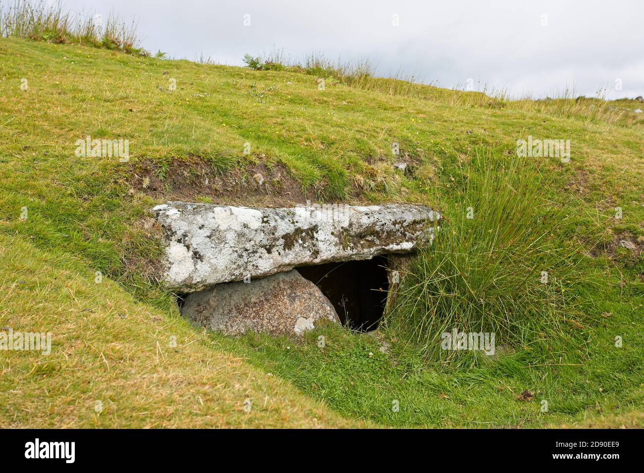 Rillaton Barrow, ein alter bronzezeitlicher Rundbarren, Grabkammer, Minions, Cornwall, England, Großbritannien. Stockfoto