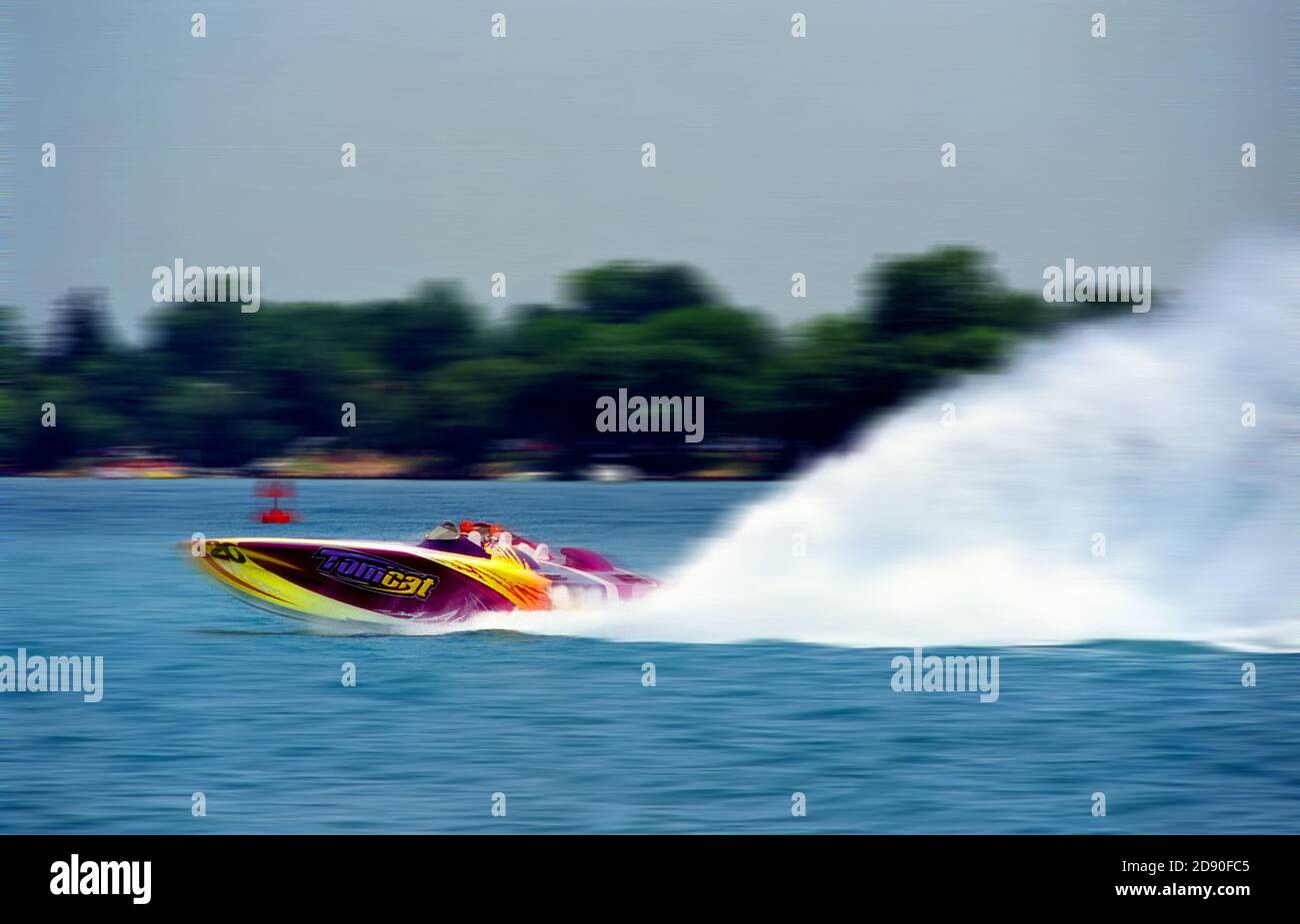 Off-Shore Hochgeschwindigkeitsbootrennen finden auf dem St Clair River in Saint Clair, Michigan statt Stockfoto