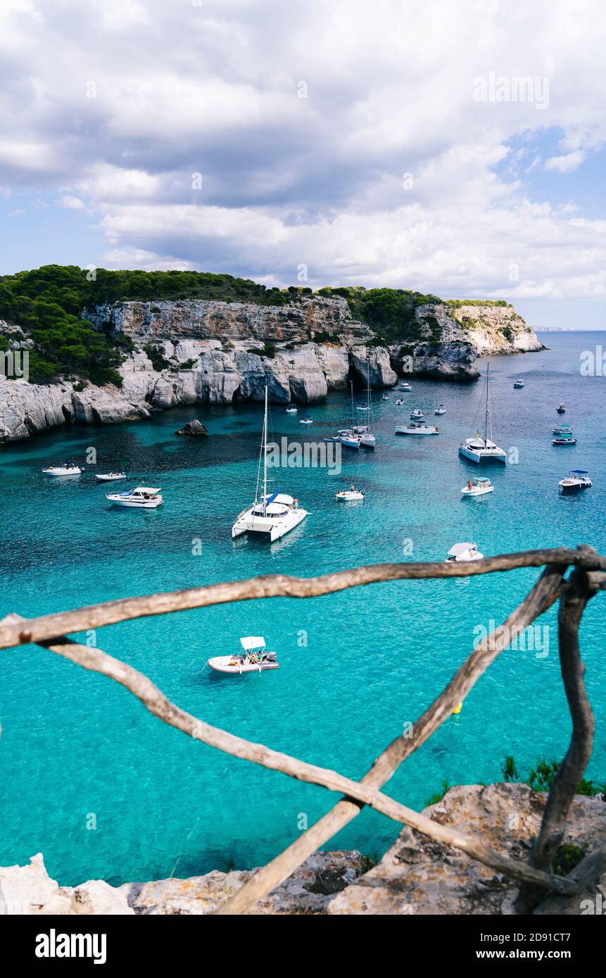 Panoramablick auf Cala Macarelleta, Menorca Spanien. Stockfoto