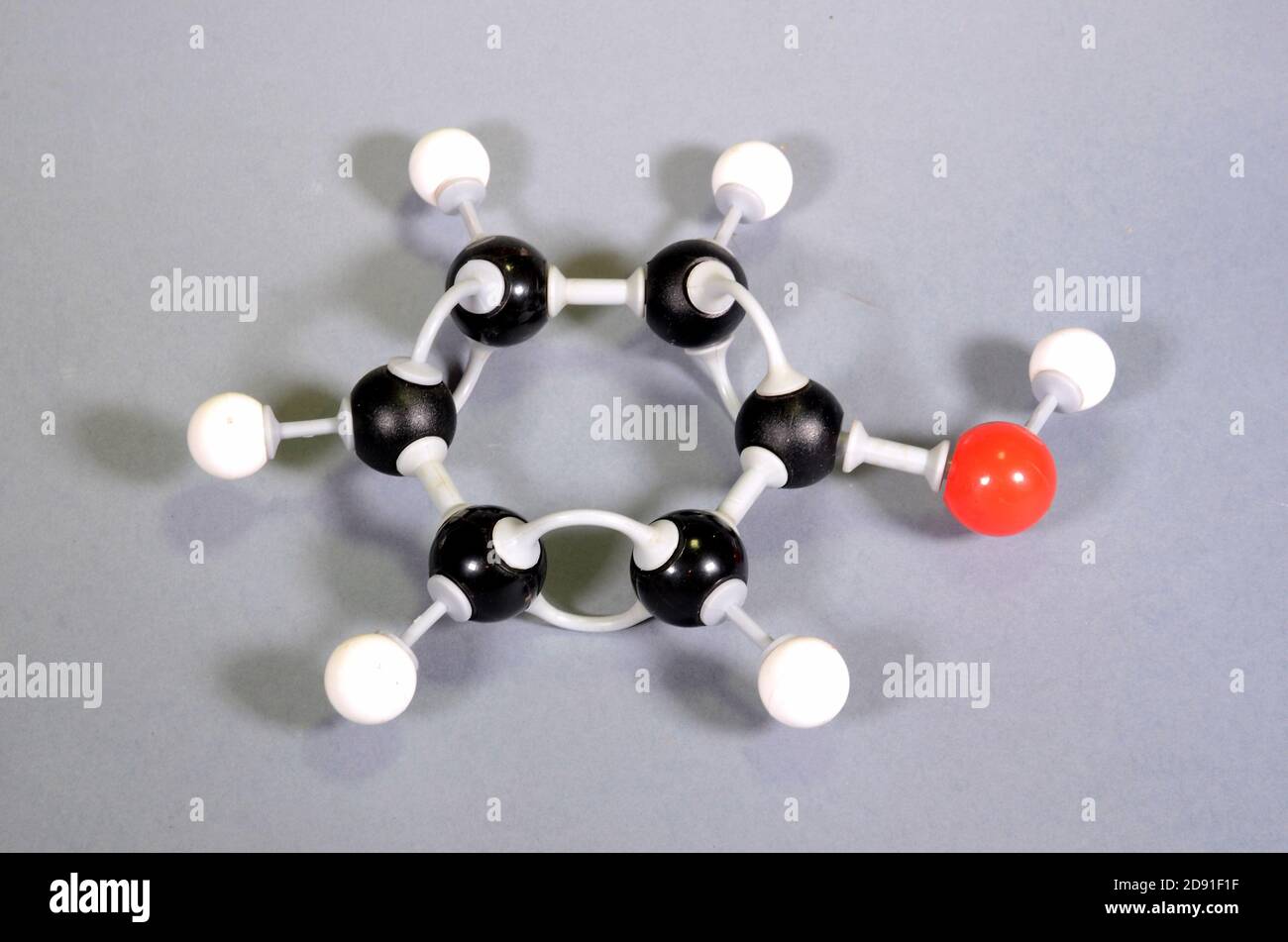 Molekülmodell von Phenol Stockfoto